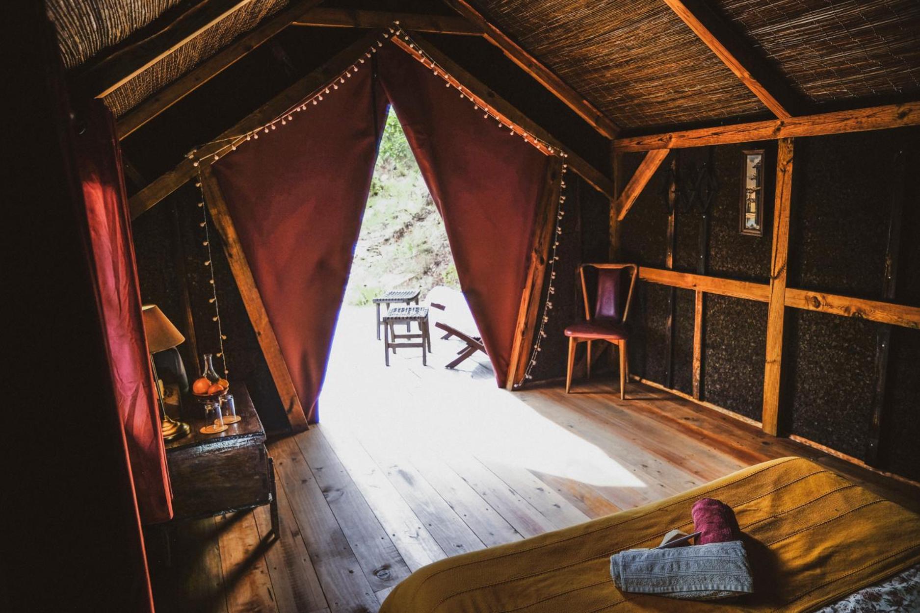 فندق Quinta Alma - Ecological Retreat Farm ألخيزور الغرفة الصورة